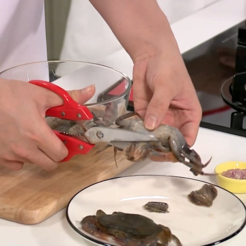 Bước 1 Sơ chế cua lột tươi ngon Cua lột chiên giòn