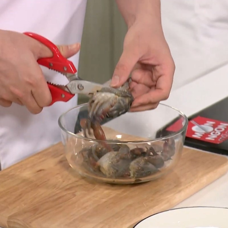 Bước 1 Sơ chế cua lột tươi ngon Cua lột chiên giòn