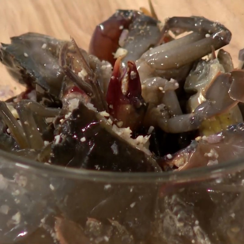 Bước 1 Sơ chế cua lột tươi ngon Cua lột chiên giòn