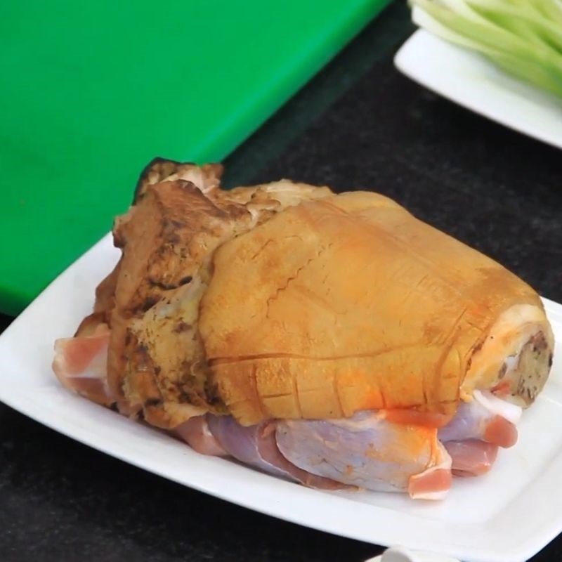 Bước 1 Sơ chế giò Heo Giò heo hầm tóc tiên