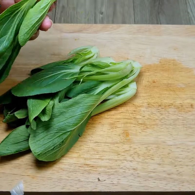 Bước 1 Sơ chế nguyên liệu tokbokki Tokbokki cải thảo