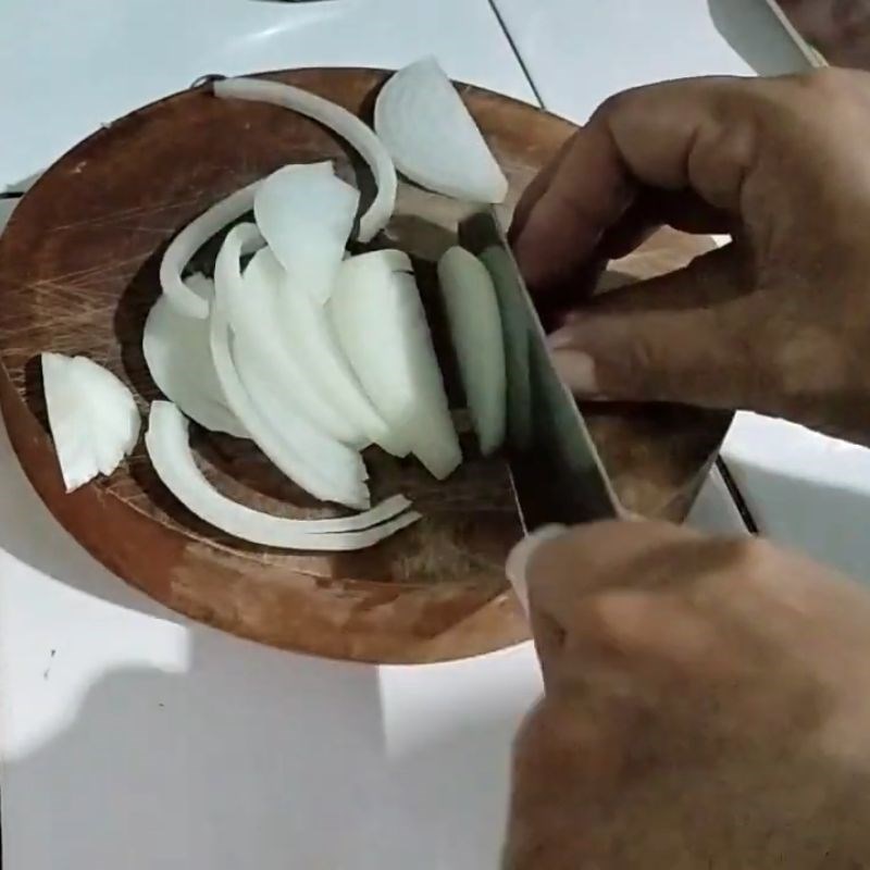 Bước 4 Sơ chế rau ăn lẩu và các nguyên liệu khác Lẩu ngọt thập cẩm