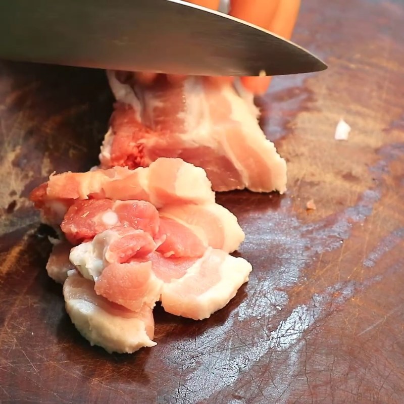 Bước 1 Sơ chế thịt ba chỉ Thịt ba chỉ tẩm bột chiên giòn