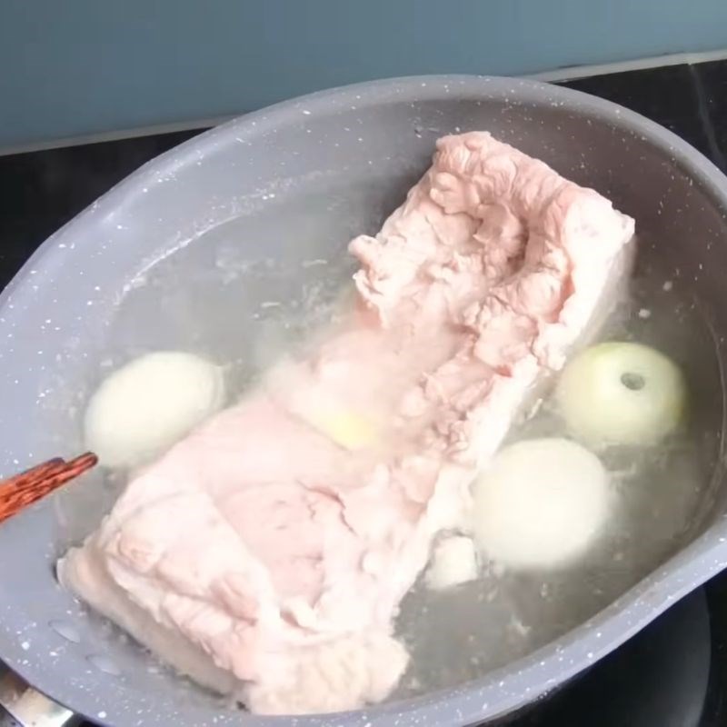 Bước 1 Sơ chế thịt ba rọi thịt heo quay tại nhà