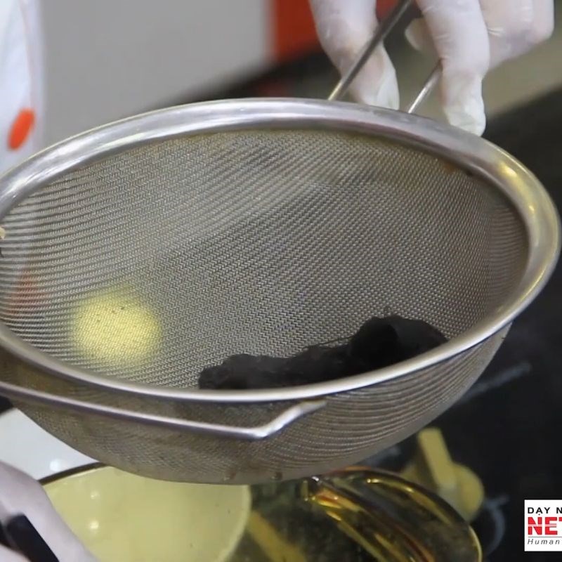 Bước 5 Sơ chế tóc Tiên thanh mát Giò heo hầm tóc tiên