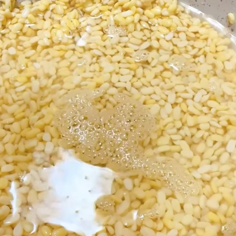 Bước 1 Sơ chế và nấu đỗ xanh Bánh dày mặn