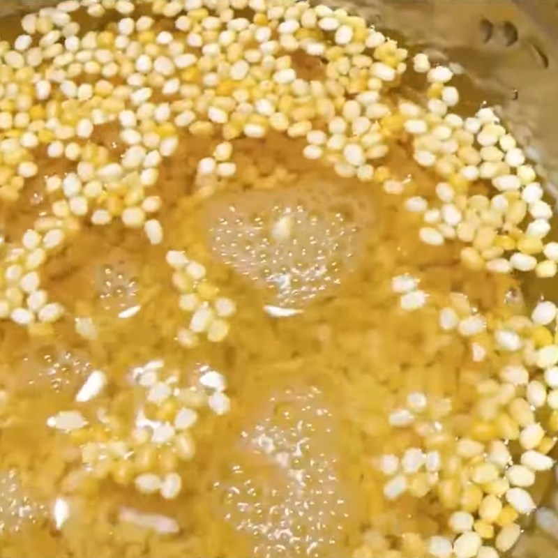 Bước 1 Sơ chế và nấu đỗ xanh Bánh dày mặn