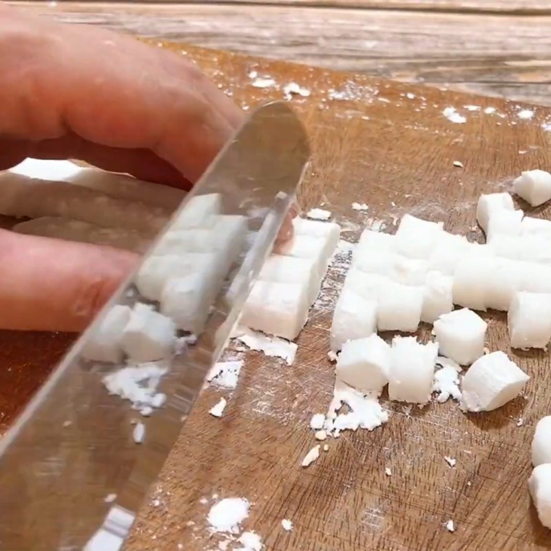 Bước 2 Sơ chế và nhào bột trân châu dai giòn Tàu hũ bằng sữa đậu nành Fami