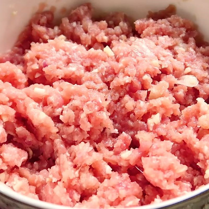 Bước 1 Sơ chế và ướp thịt bằm mì spaghetti