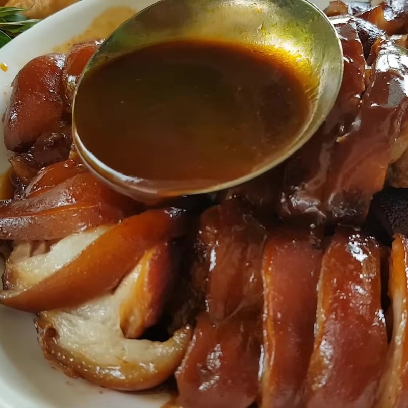 Bước 5 Thành phẩm Giò heo phá lấu