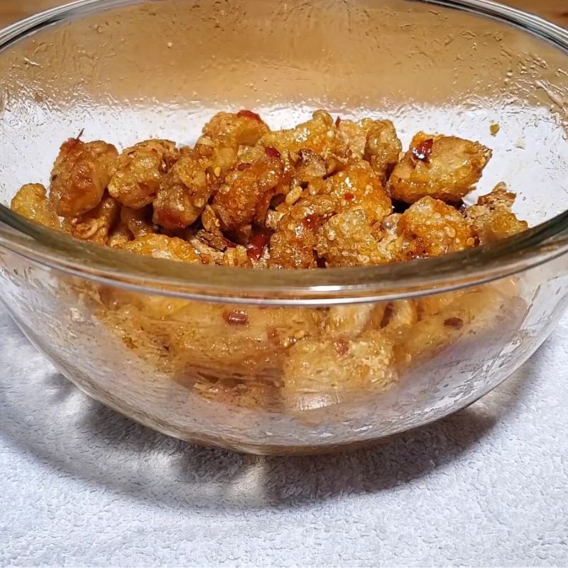 Bước 8 Thành phẩm tóp mỡ da heo chiên giòn