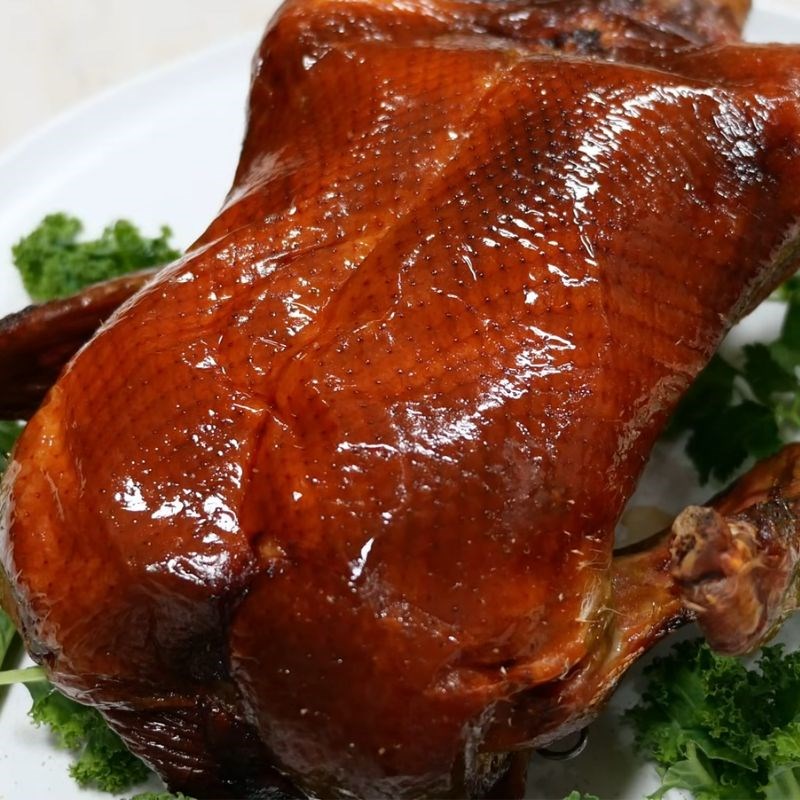 Bước 9 Thành phẩm vịt quay da giòn