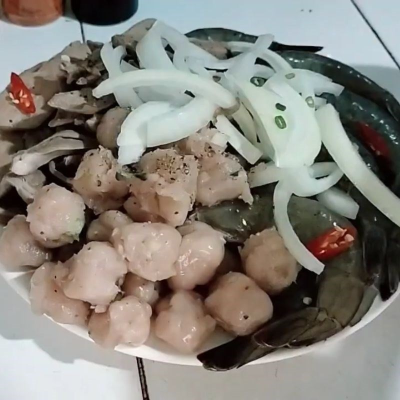 Bước 6 Trình bày và thưởng thức lẩu ngọt thập cẩm Lẩu ngọt thập cẩm