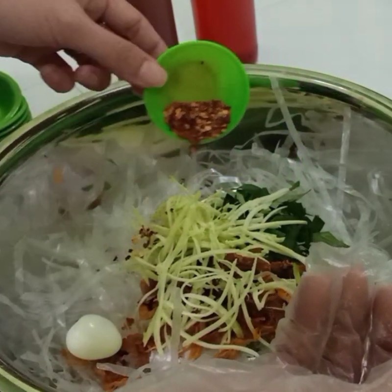 Bước 4 Trộn bánh tráng Bánh tráng trộn