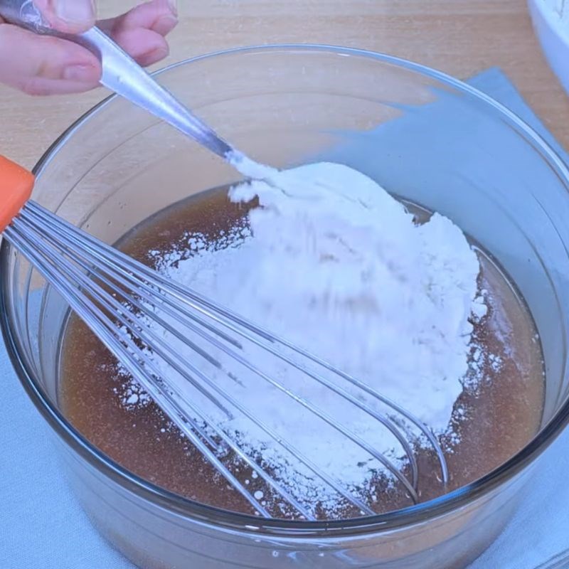 Bước 4 Trộn vỏ bánh chả giòn rụm bánh chả lá chanh