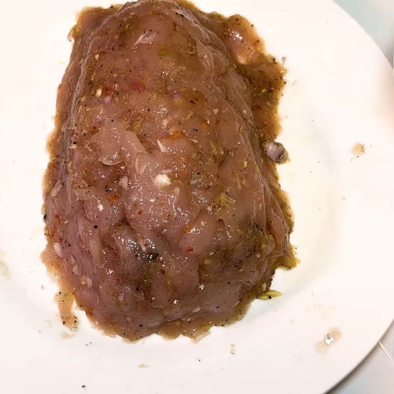 Bước 2 Ướp và viên chả cá Bún chả cá Quy Nhơn