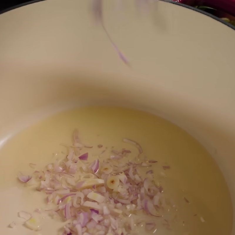 Bước 4 Xào săn thịt chân giò Chân giò giả cầy không cần mẻ