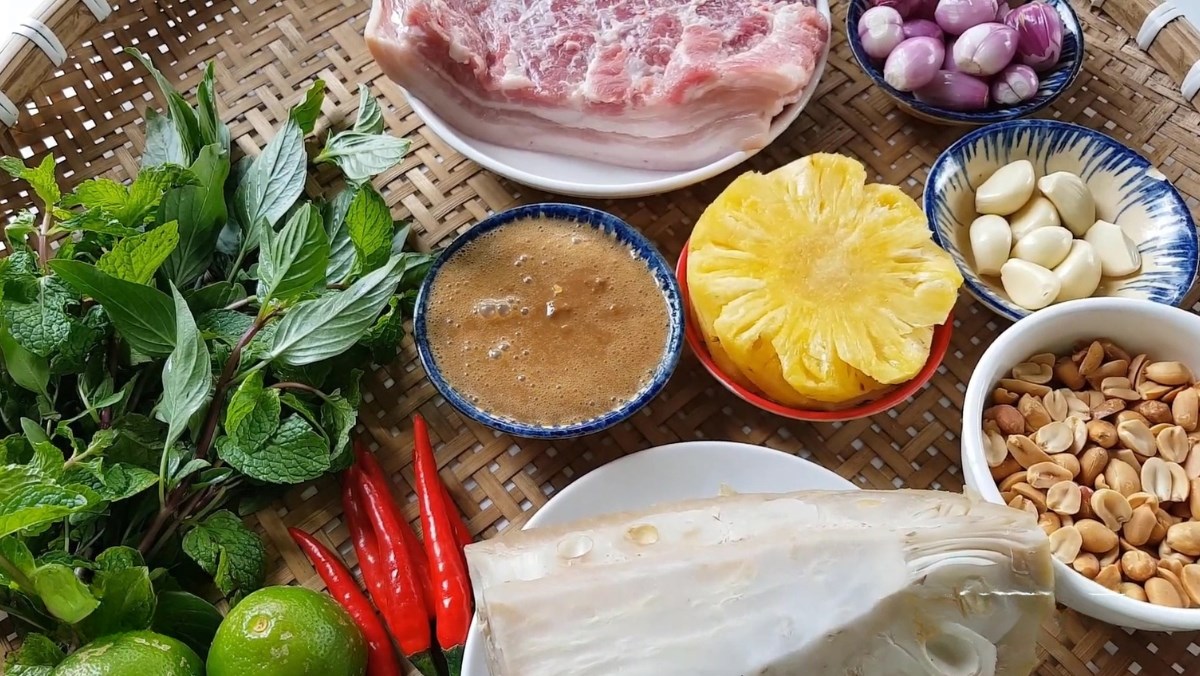 Nguyên liệu món ăn cách làm bún heo quay mắm nêm giòn rụm thơm ngon cực kỳ hấp dẫn tại nhà