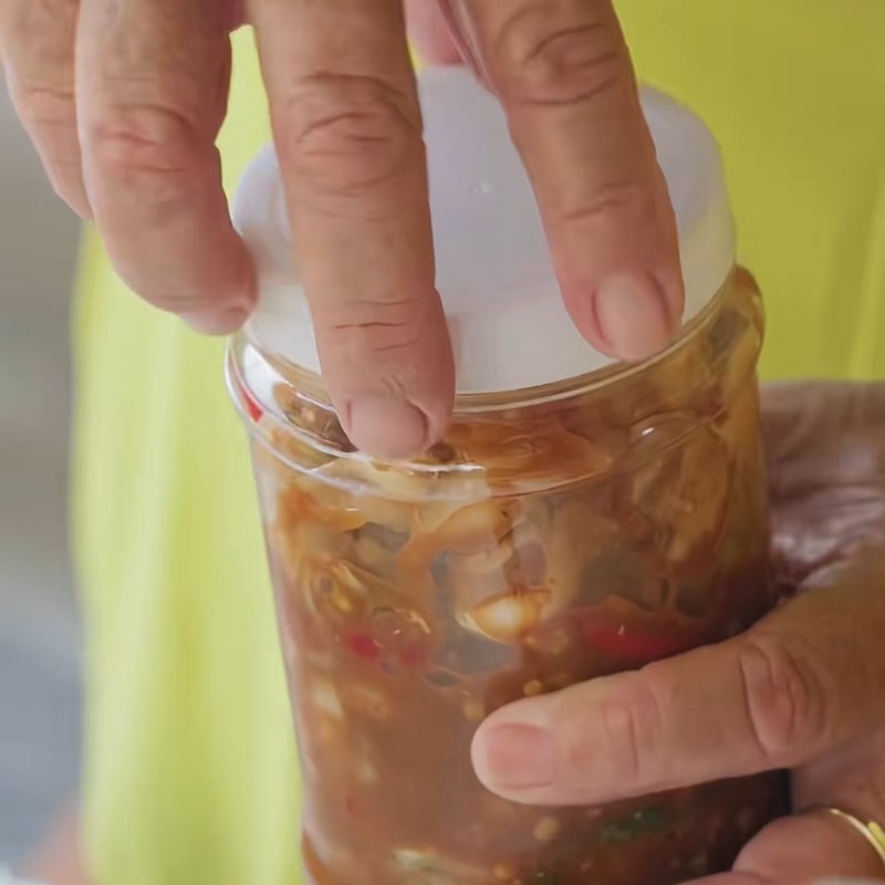 Bước 4 Bảo quản mắm đu đủ Huế đúng cách Mắm đu đủ Huế