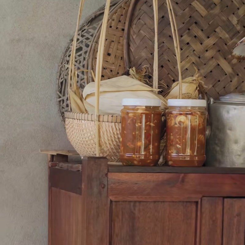 Bước 4 Bảo quản mắm đu đủ Huế đúng cách Mắm đu đủ Huế