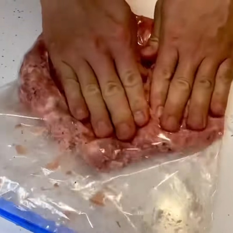 Bước 4 Cấp đông thịt làm chả lụa Giò lụa miền Bắc
