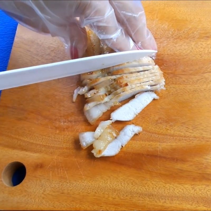 Bước 5 Chiên thịt và trứng vàng ươm cơm âm phủ