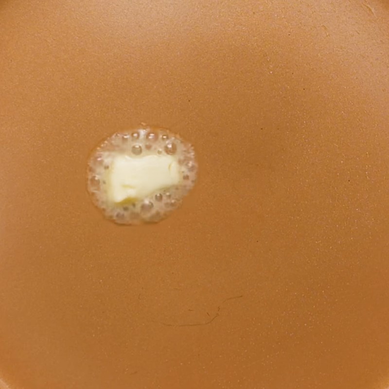 Bước 1 Chiên trứng lòng đào cấp tốc Trứng chiên lòng đào