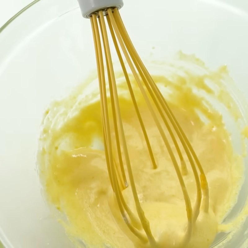 Bước 2 Chuẩn bị hỗn hợp nhân kem Custard Bánh rán Doremon từ bột mì