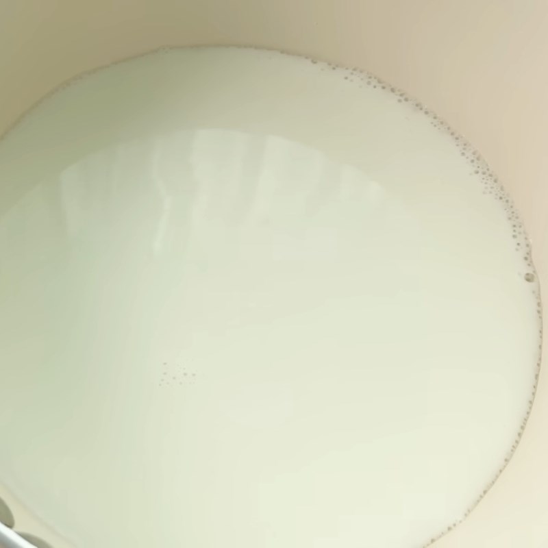 Bước 2 Chuẩn bị hỗn hợp nhân kem Custard Bánh rán Doremon từ bột mì