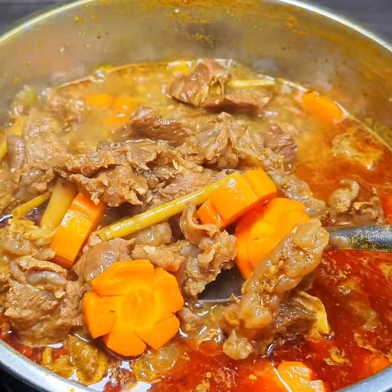 Bước 4 Hầm bò kho và bí quyết ủ thịt Bò kho miền Nam