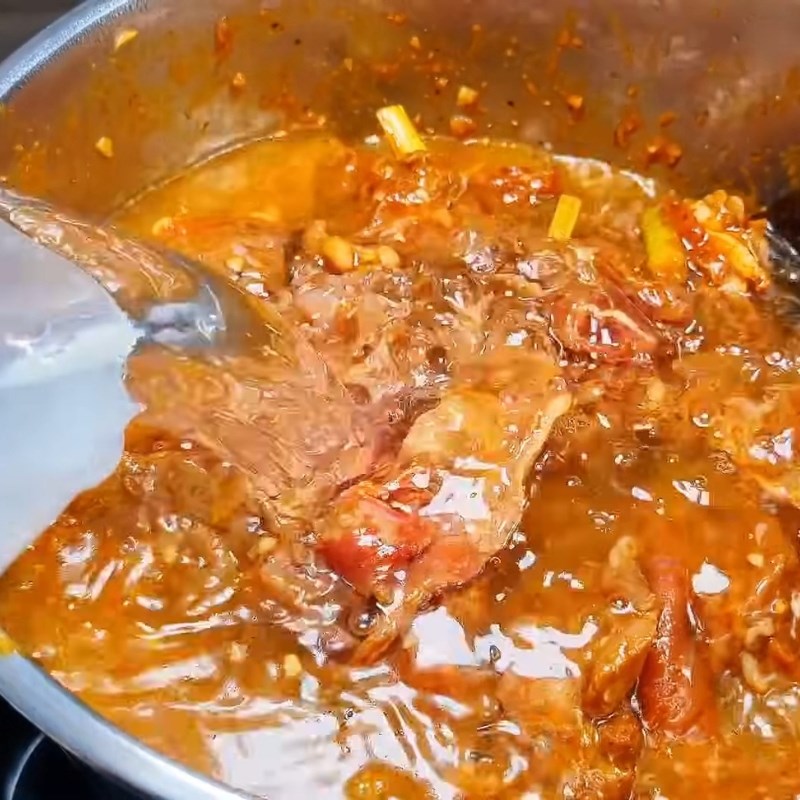 Bước 4 Hầm bò kho và bí quyết ủ thịt Bò kho miền Nam