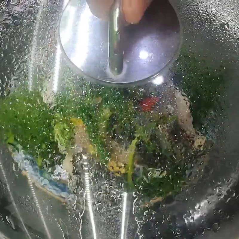 Bước 3 Hấp cá trắm xì dầu thơm lừng cá trắm hấp xì dầu