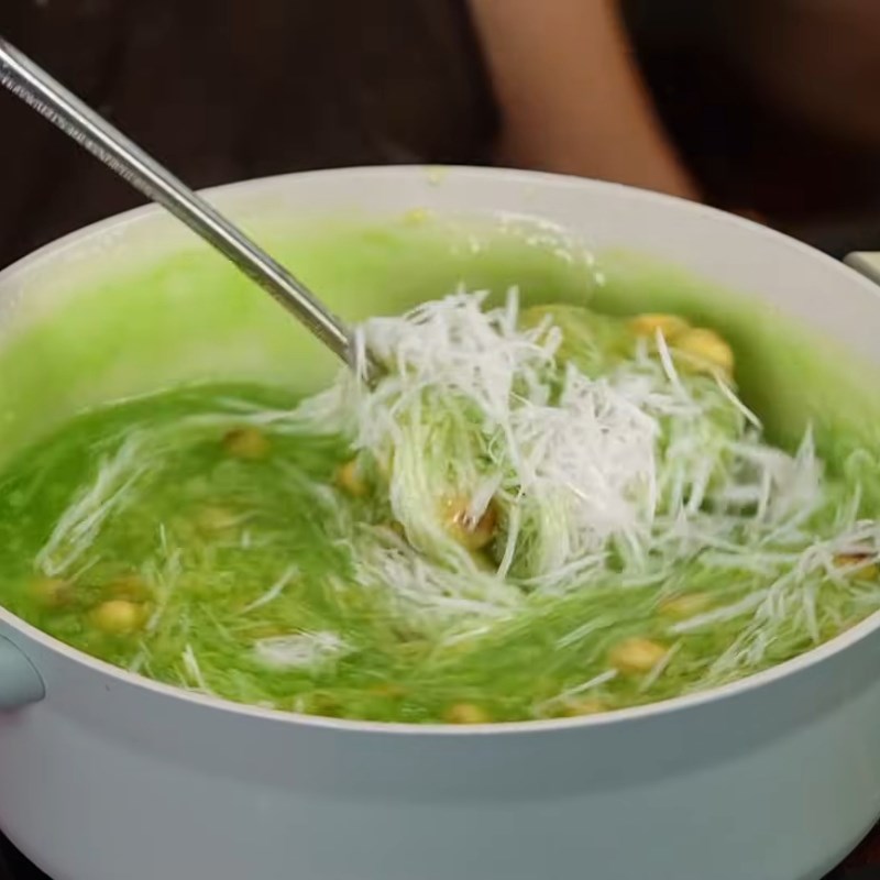 Bước 4 Hoàn thành món chè cốm khô hạt sen Chè cốm khô