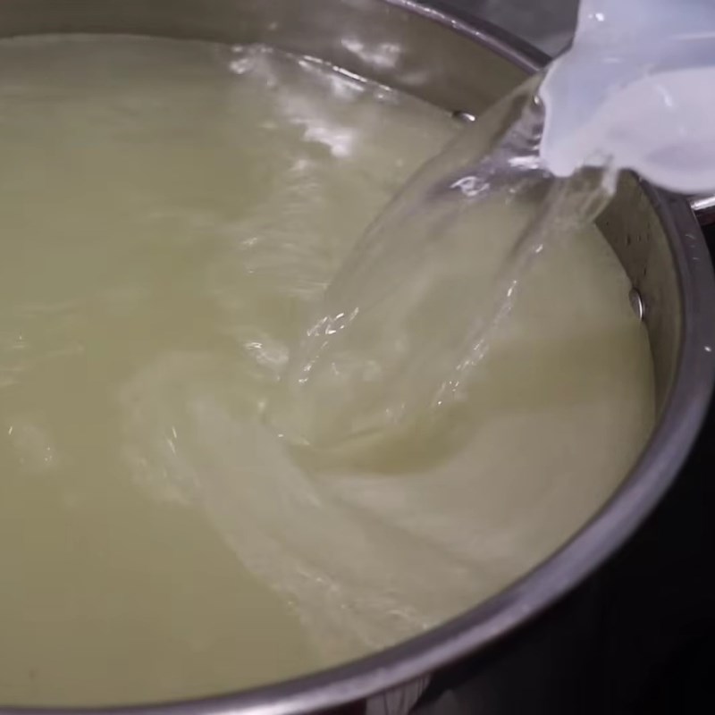 Bước 5 Hoàn thành nước lèo và làm heo viên Cháo Quảng