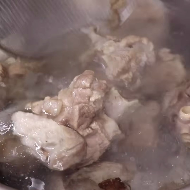 Bước 5 Hoàn thành nước lèo và làm heo viên Cháo Quảng