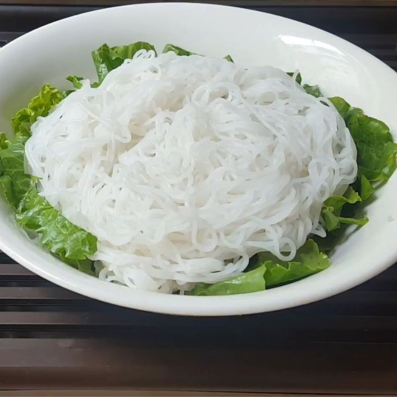 Bước 7 Hoàn thành tô bún bò trộn hấp dẫn bún bò trộn