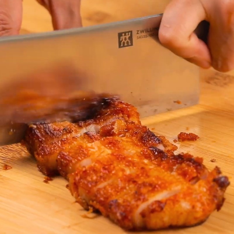 Bước 4 Hoàn thiện món thịt chiên và thưởng thức Thịt ba chỉ chiên giòn