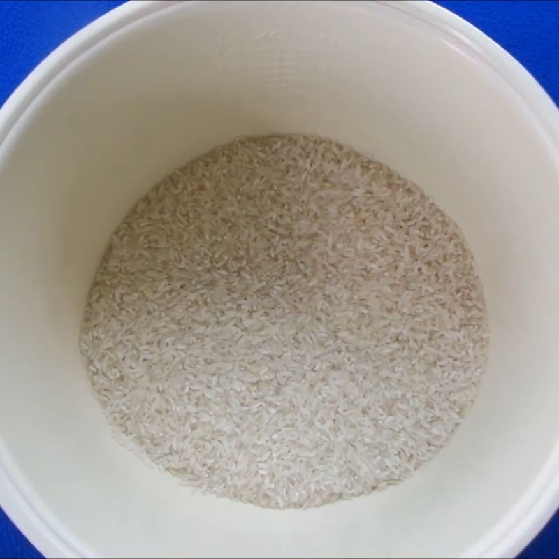 Bước 1 Nấu cơm và sơ chế nguyên liệu cơm âm phủ