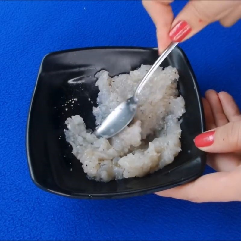 Bước 1 Nấu cơm và sơ chế nguyên liệu cơm âm phủ