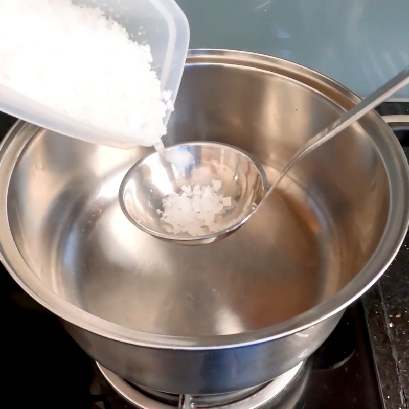 Bước 2 Nấu nước giấm đường ngâm dưa Dưa giá muối ăn liền