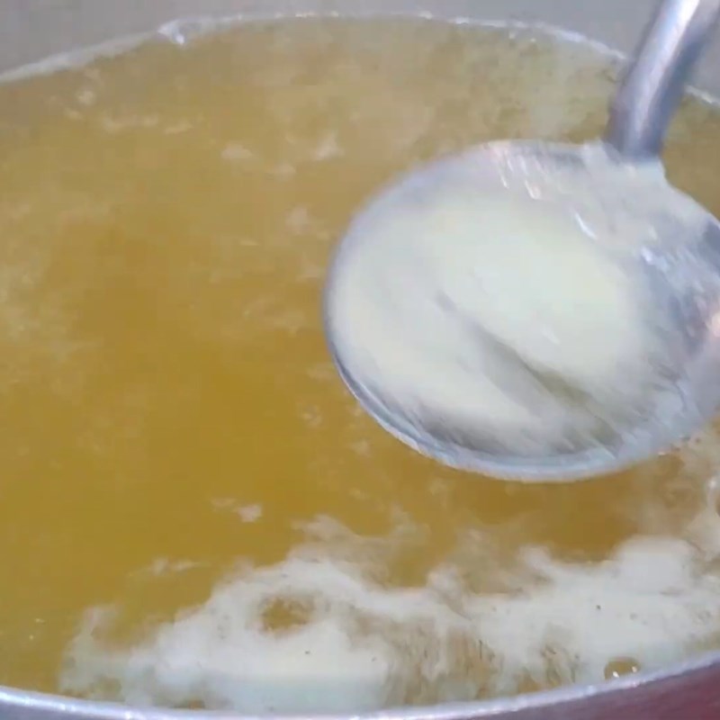 Bước 2 Nấu nước muối dưa Dưa leo muối nguyên trái