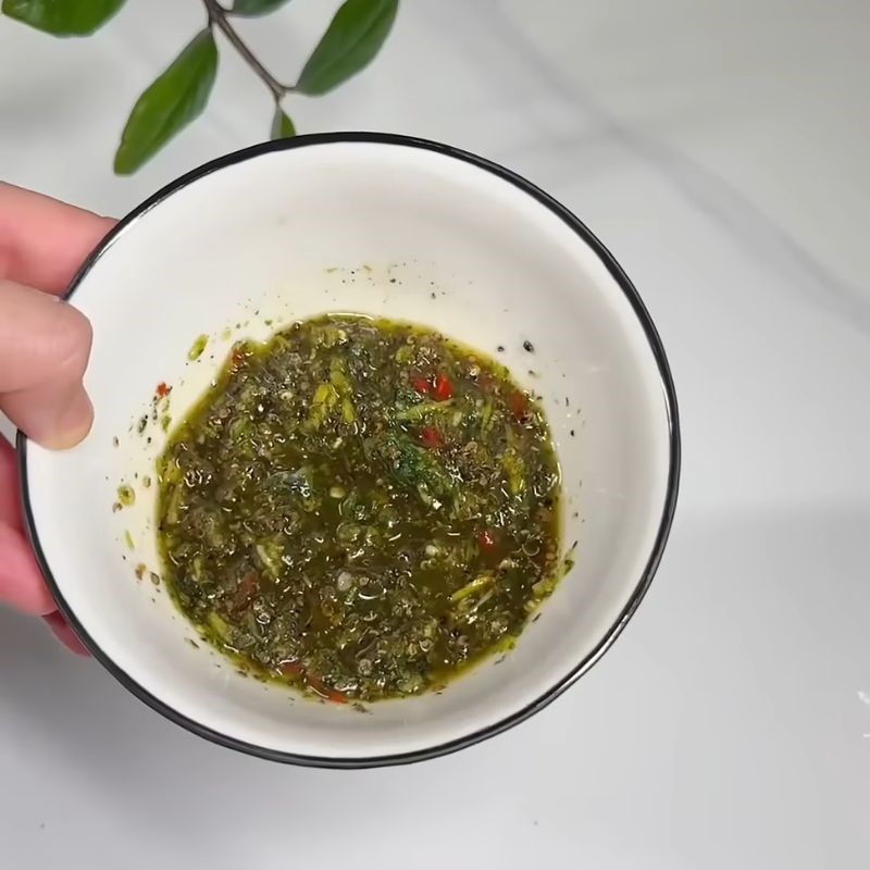 Bước 2 Pha nước chấm Chẩm chéo Tây Bắc "chuẩn bài" nhót cuốn bắp cải