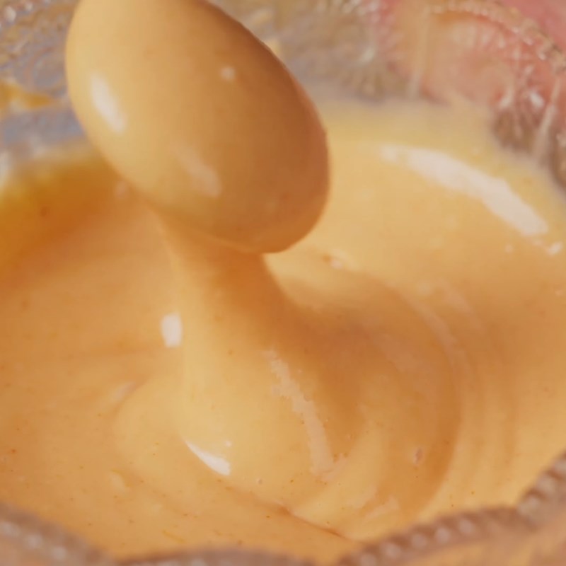 Bước 3 Pha nước sốt chấm thần thánh Thịt thăn chiên xù