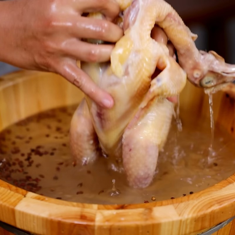 Bước 3 Phơi gà để da giòn đẹp mắt Gà ủ muối hoa tiêu