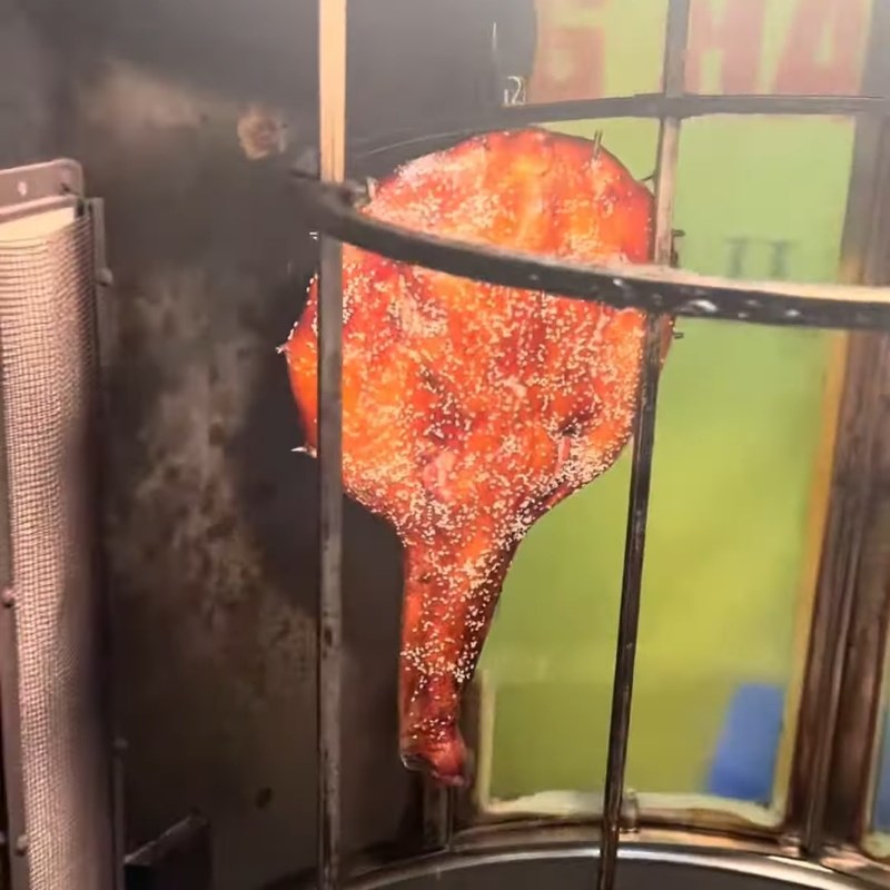 Bước 5 Quét bột tạo giòn và nướng vịt quay tỳ bà Vịt quay tỳ bà