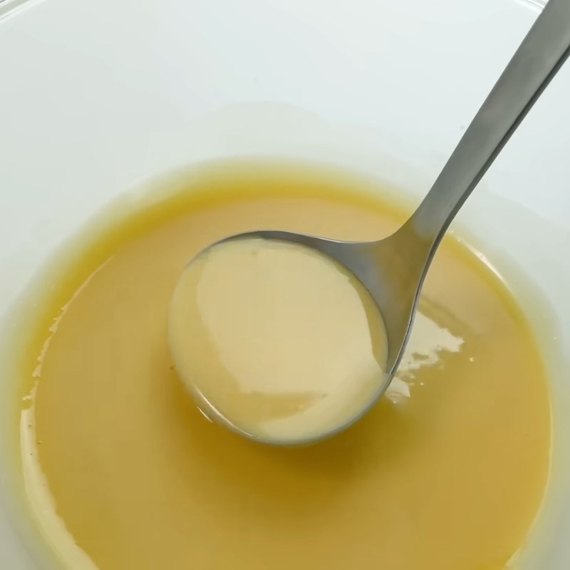 Bước 4 Rán vỏ bánh rán Doremon vàng ươm Bánh rán Doremon từ bột mì