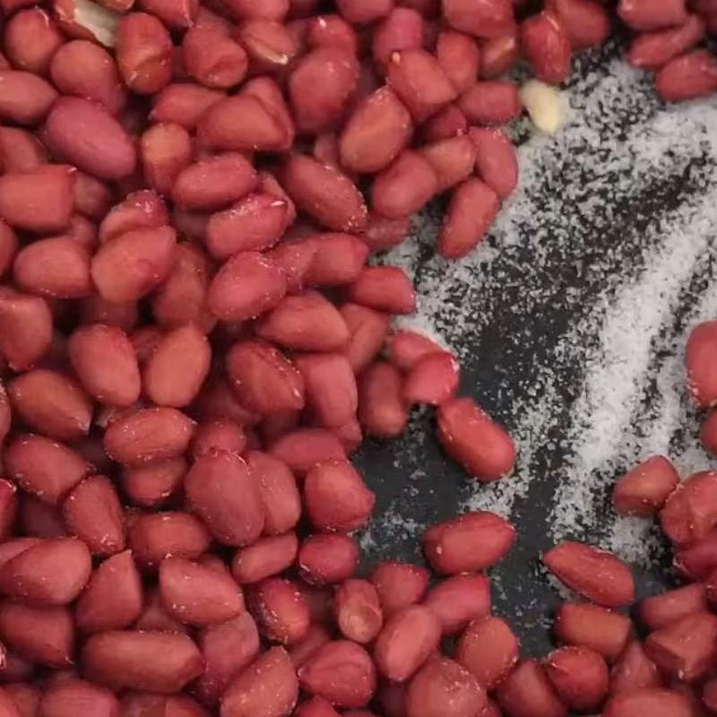 Bước 3 Rang hoặc luộc lạc Bánh đúc miền Bắc