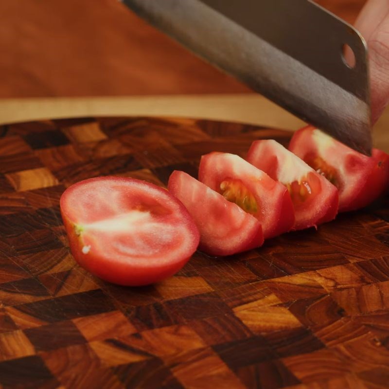 Bước 3 Sơ chế các nguyên liệu khác lòng già xào dưa chua