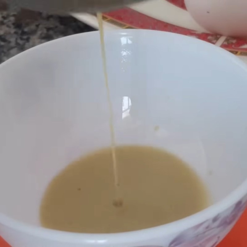 Bước 1 Sơ chế dứa, gừng và chanh Bánh thuẫn miền Trung