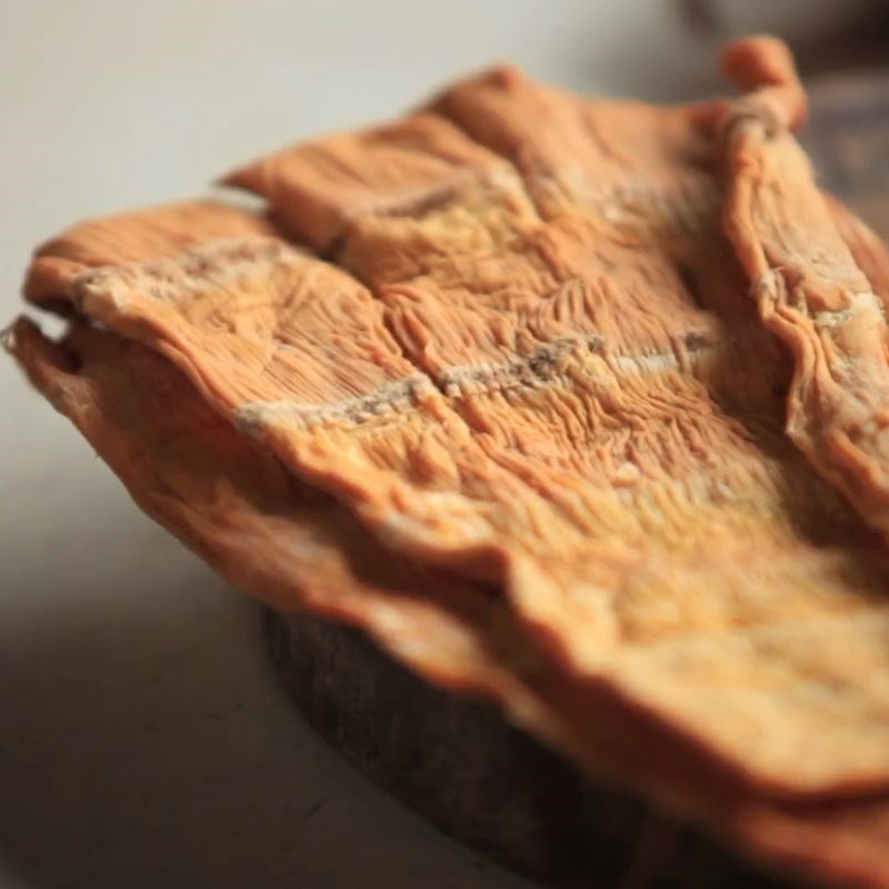 Bước 1 Sơ chế măng khô canh măng mực